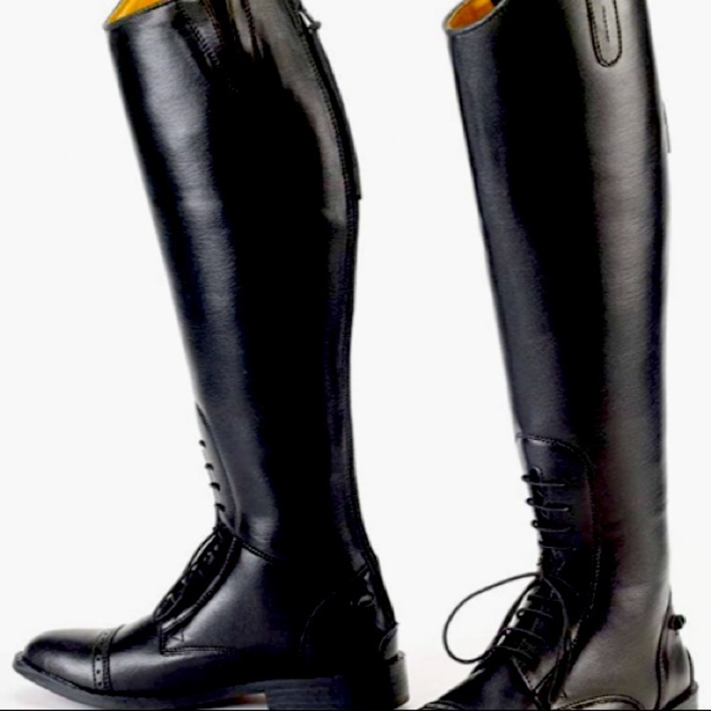 🐎 👩🏼 🐎• ⚫️ Equist⭐️r x Giddy Up Vibes⚫️•🐎👩🏼🐎